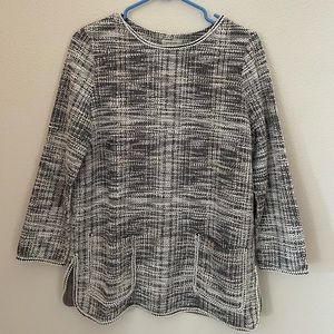 Max Studio: Black/Cream Woven Tweed Patterned Long Sleeve Tunic Top (Never Worn)